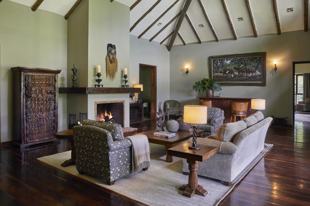 1741025221032_LEGENDARY-MERU-LOUNGE